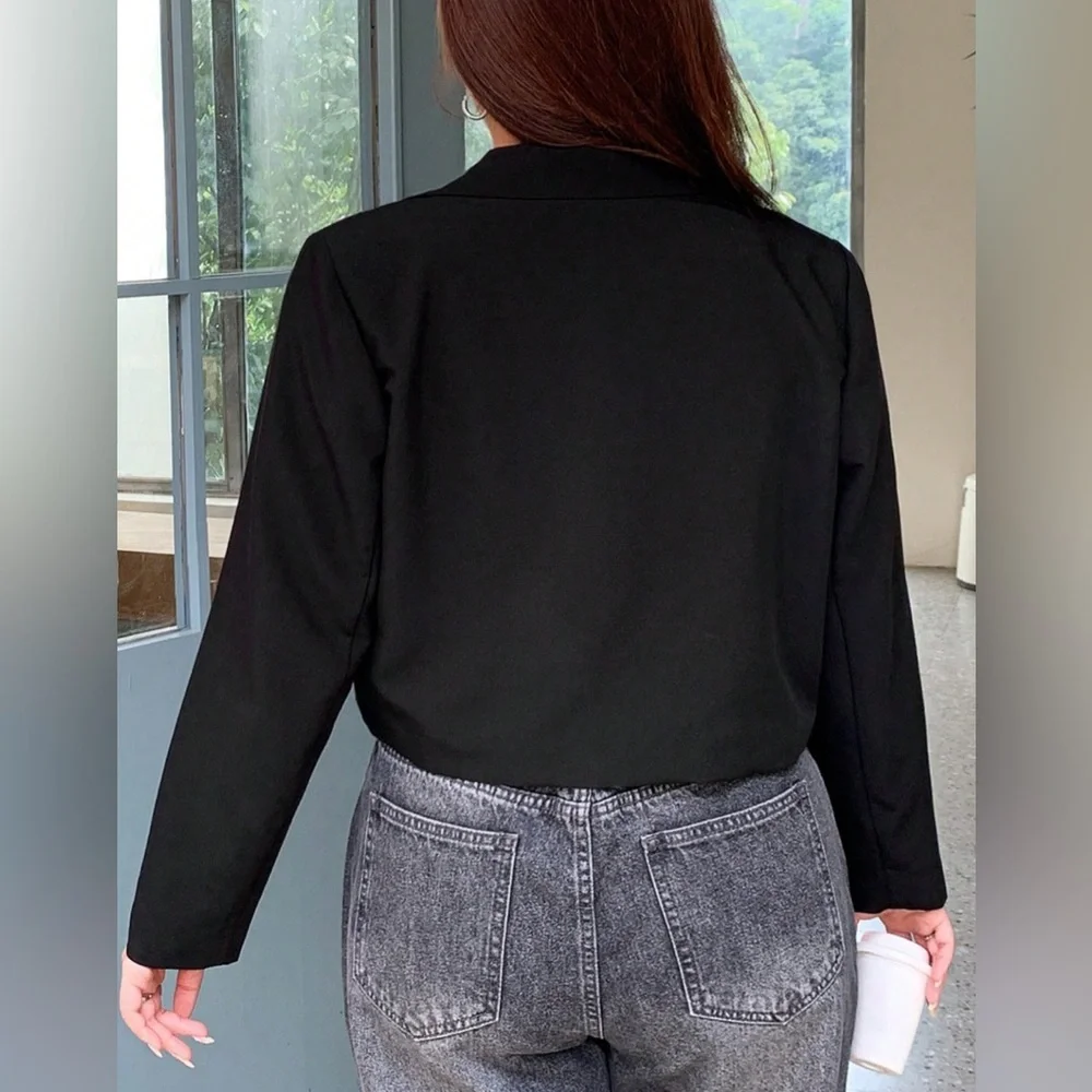 ✨🖤 Chic Confidence‎ | Dazy Cropped Black Blazer – Size L (New with Tag) 🖤✨